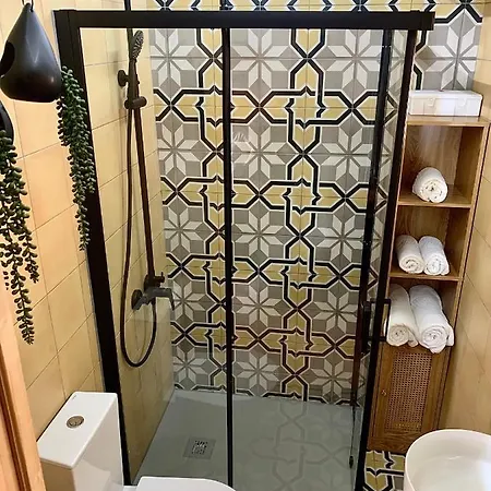 בית נופש Picoterrace View מדלנה